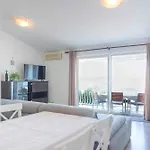 Apartman In 8034