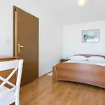 In 8034 Apartman