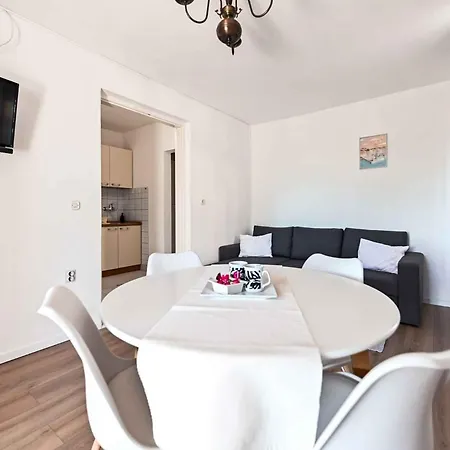 In 8034 Apartment *